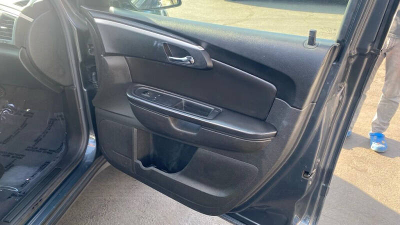 2010 Chevrolet Traverse LT