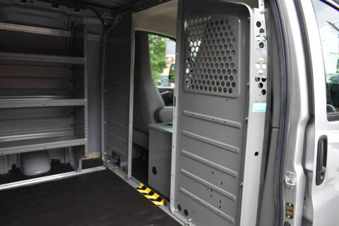 2023 GMC Savana 2500