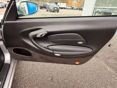 2001 Porsche 911 Carrera