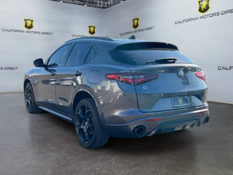 2022 Alfa Romeo Stelvio Veloce