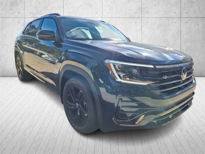 2026 Volkswagen Atlas Cross Sport SEL R-Line Black 4Motion