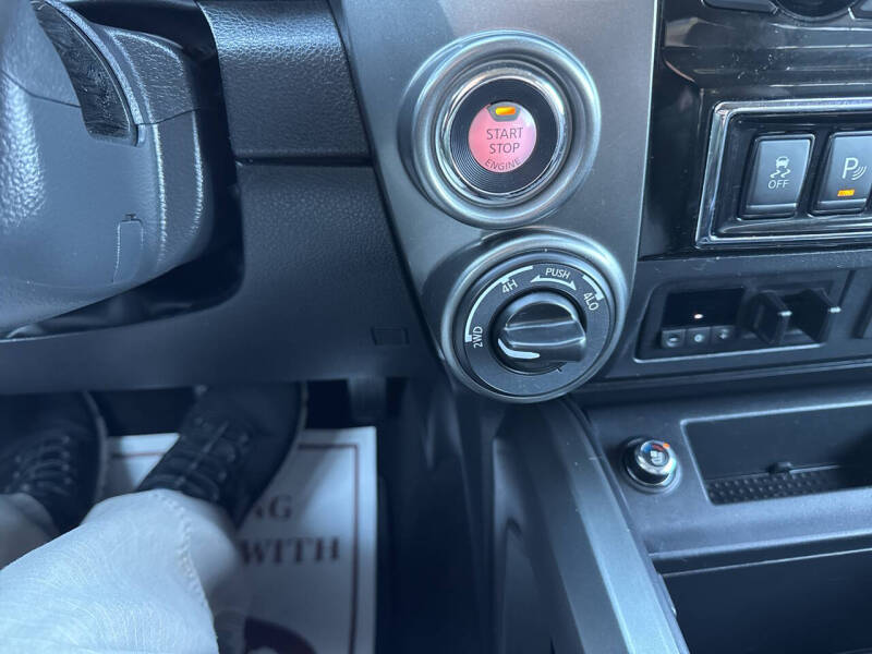 2017 Nissan Titan Platinum Reserve