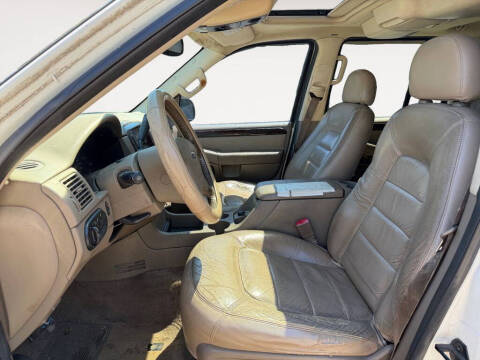 2004 Ford Explorer Limited