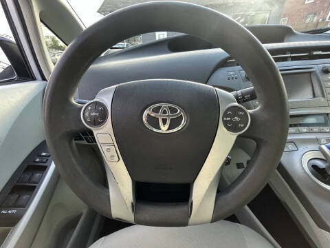 2012 Toyota Prius Two