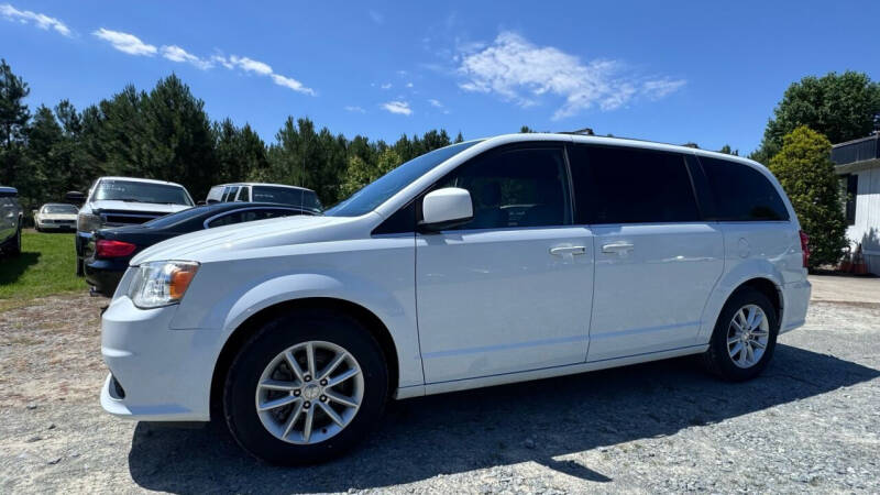 2018 Dodge Grand Caravan SXT photo 2