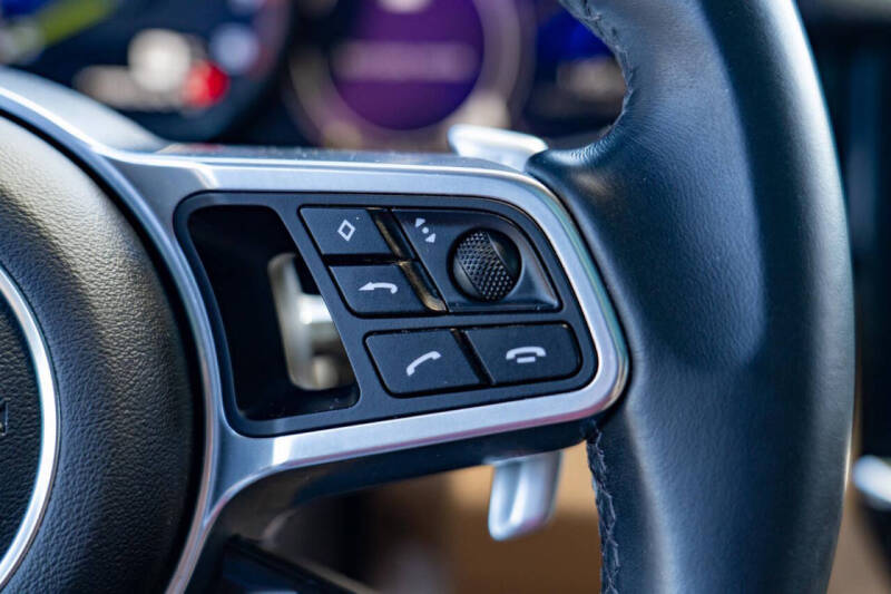 2019 Porsche Cayenne E-Hybrid