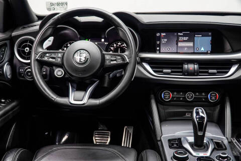 2023 Alfa Romeo Stelvio Veloce