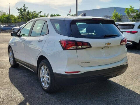 2022 Chevrolet Equinox LS