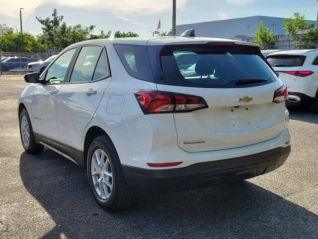 2022 Chevrolet Equinox LS