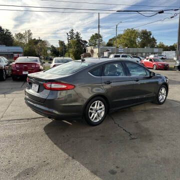 2016 Ford Fusion SE