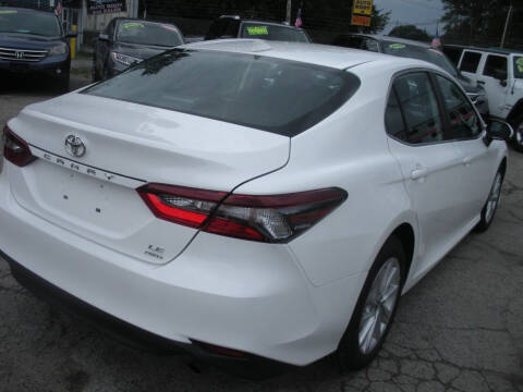 2022 Toyota Camry LE