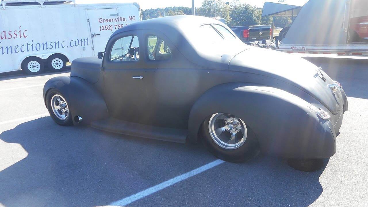 1940 Ford Coupe 5