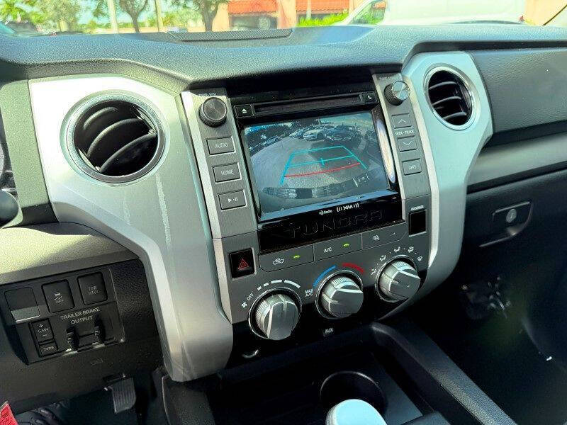 2016 Toyota Tundra SR5