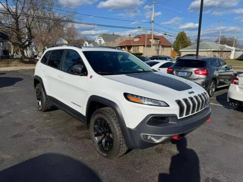 2016 Jeep Cherokee for sale at CLASSIC MOTOR CARS in West Allis WI