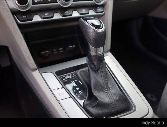 2020 Hyundai Elantra