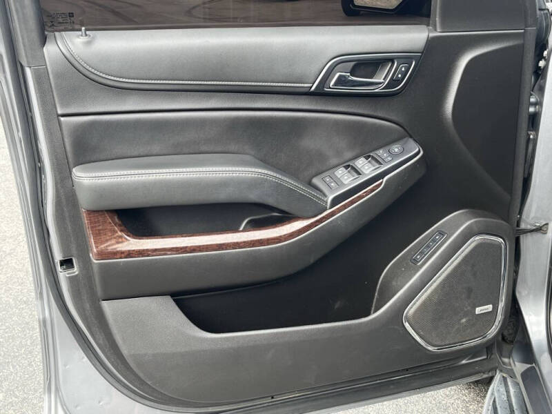 2020 GMC Yukon XL SLT