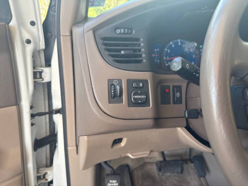 2002 Toyota Sienna LE