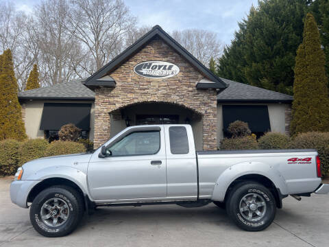 2004 Nissan Frontier for sale at Hoyle Auto Sales in Taylorsville NC