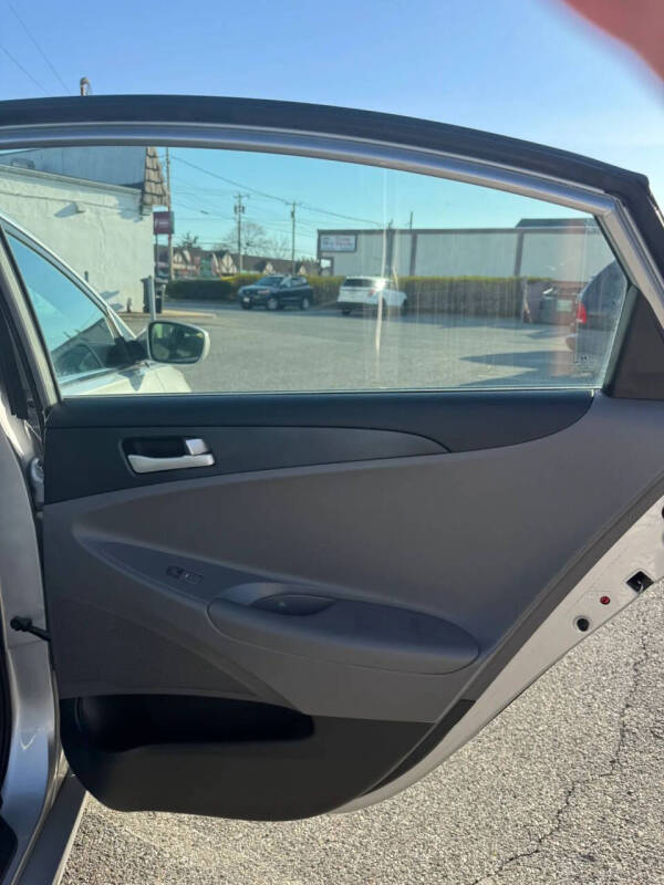 2011 Hyundai Sonata GLS