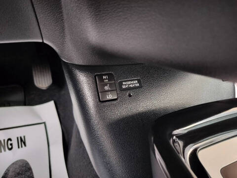 2017 Toyota Prius Four Touring