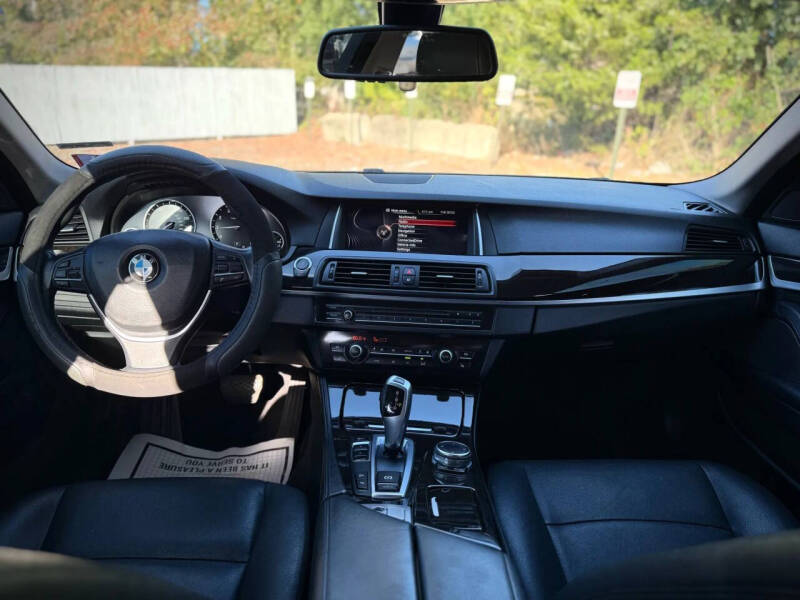 2015 BMW 5 Series 528i xDrive