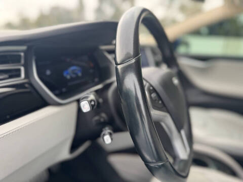 2015 Tesla Model S P85D