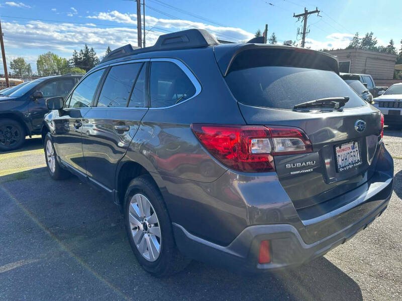 2018 Subaru Outback 2.5i Premium
