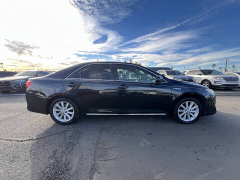2012 Toyota Camry Hybrid XLE