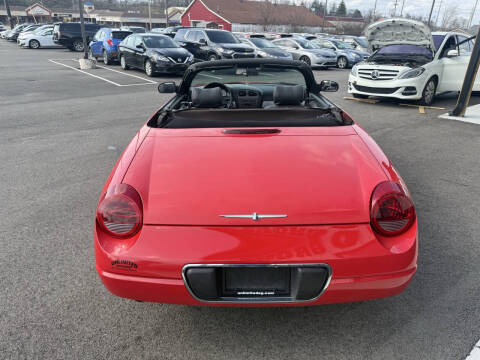 2004 Ford Thunderbird Deluxe