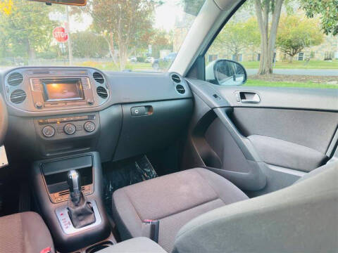 2018 Volkswagen Tiguan Limited 2.0T