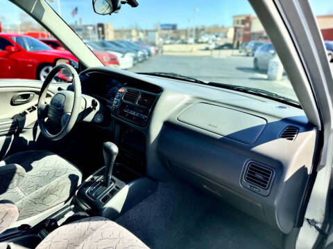 2004 Chevrolet Tracker ZR2
