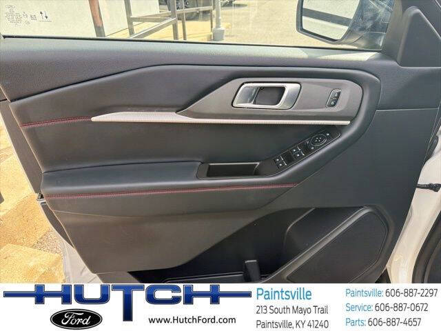 2025 Ford Explorer ST-Line