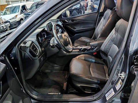 2014 Mazda MAZDA3 s Grand Touring