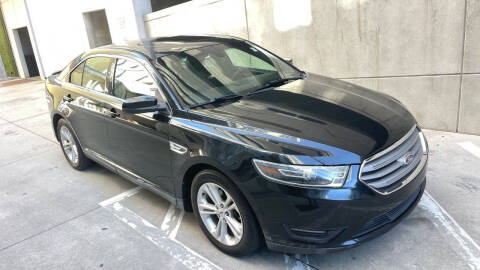 2015 Ford Taurus SEL