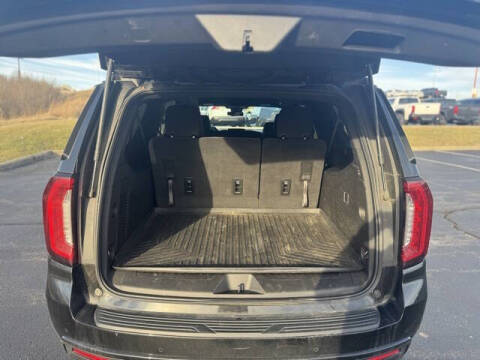 2024 GMC Yukon XL SLE