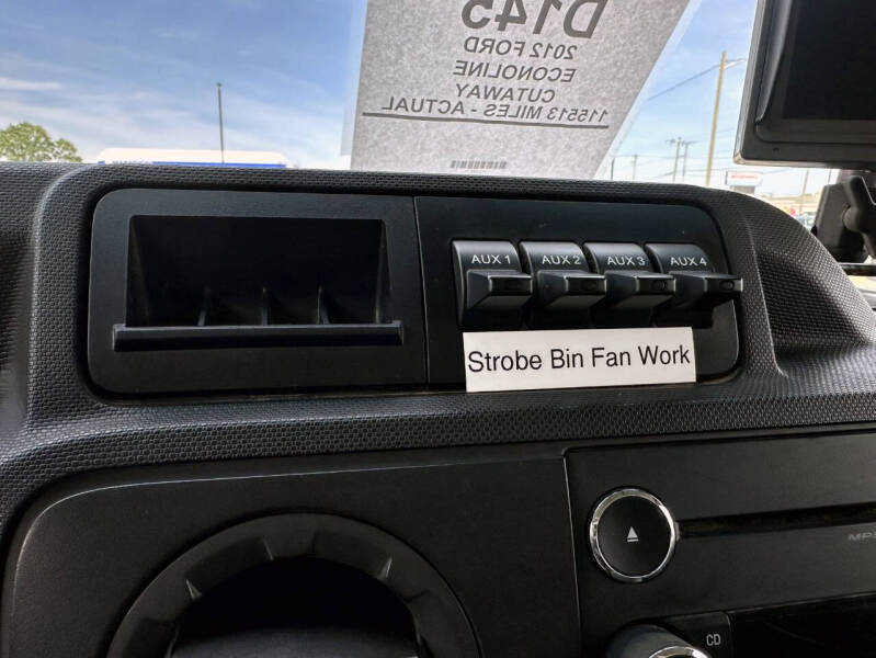 2012 Ford E-Series E-350 SD