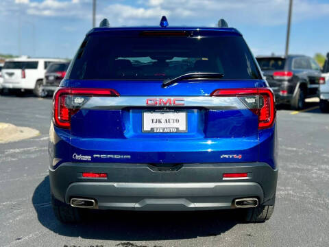 2023 GMC Acadia AT4