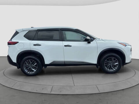 2022 Nissan Rogue S