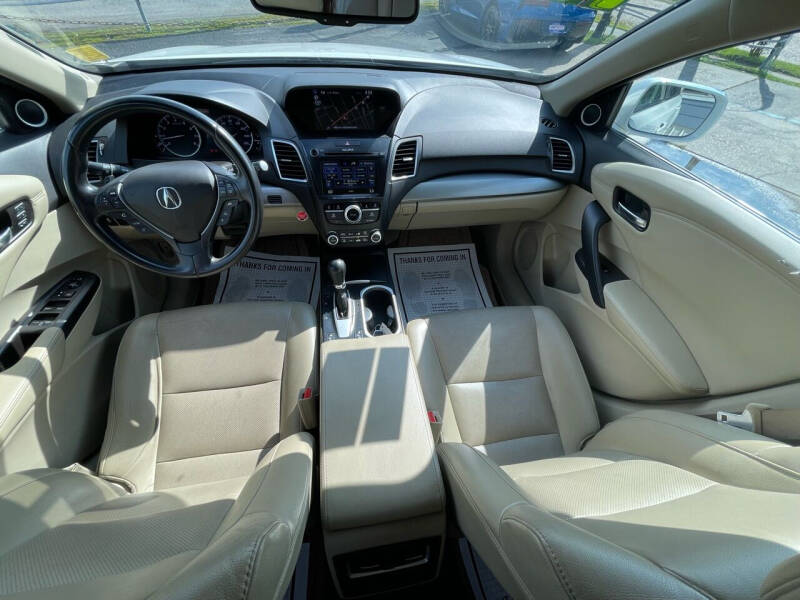 2016 Acura RDX Technology Package photo 17