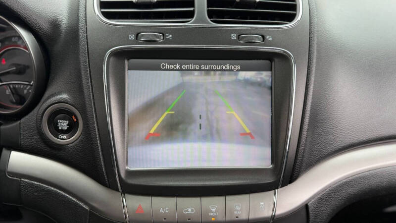 2018 Dodge Journey Crossroad
