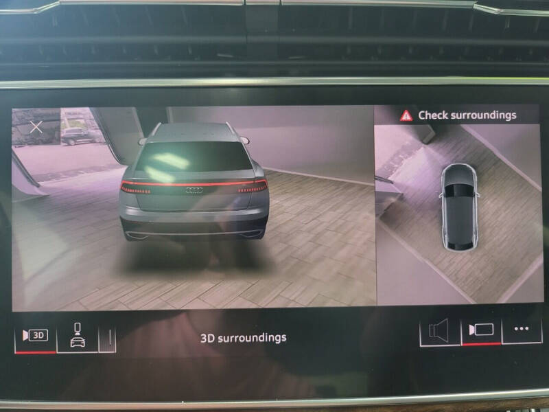 2019 Audi Q8 quattro Premium Plus 55 TFSI