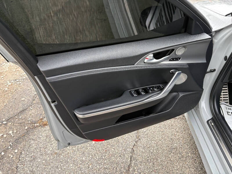 2020 Kia Stinger GT2