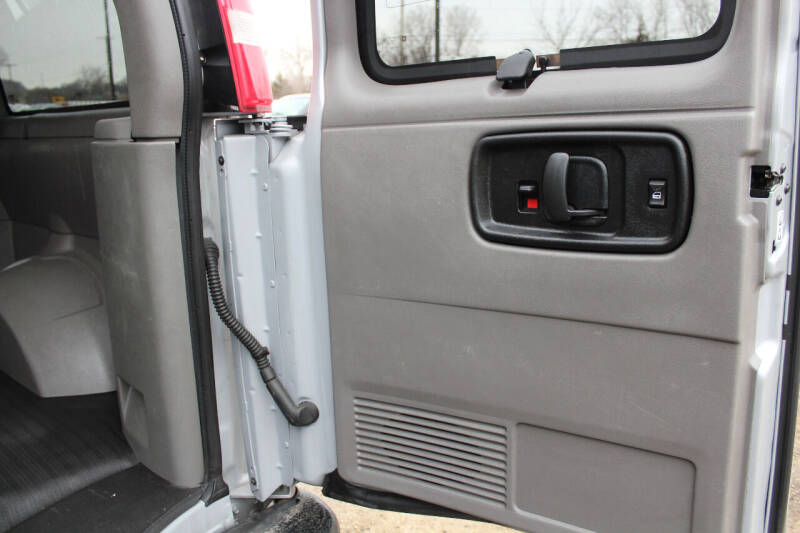 2018 Chevrolet Express 2500