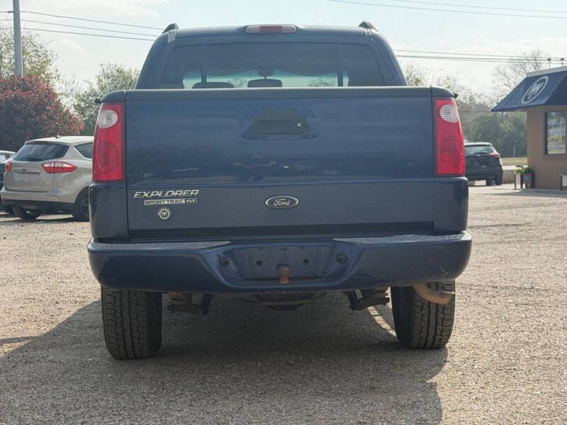 2005 Ford Explorer Sport Trac XLT