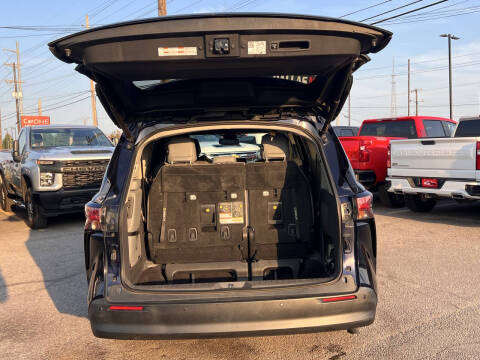 2021 Toyota Sienna XLE 8-Passenger