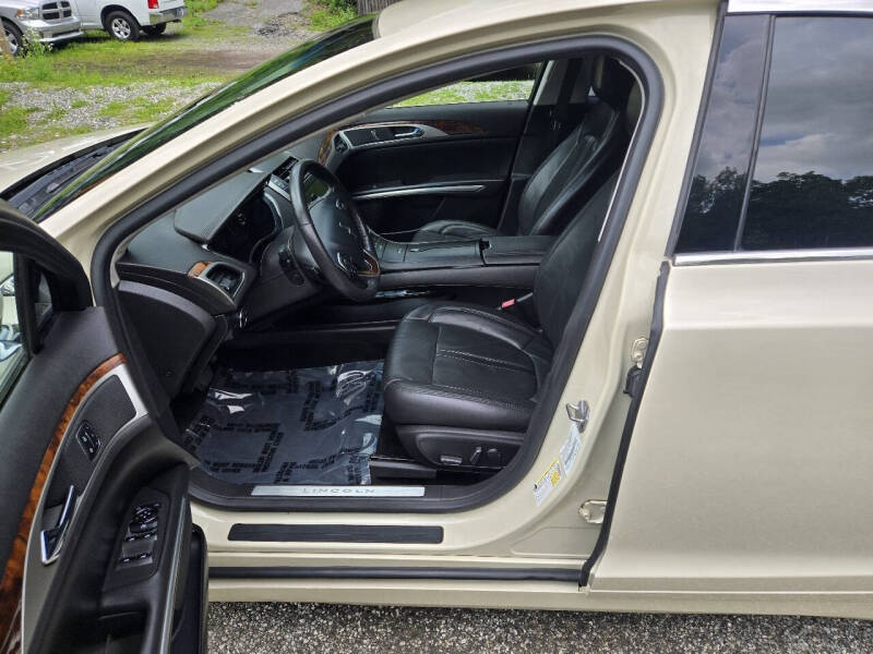 2014 Lincoln MKZ