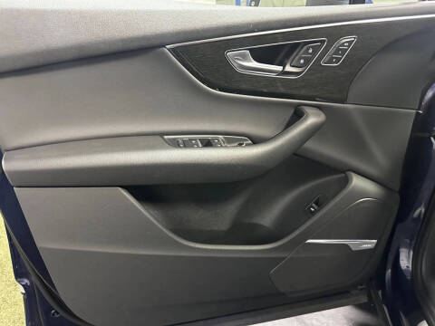 2020 Audi Q7 quattro Premium Plus 45 TFSI