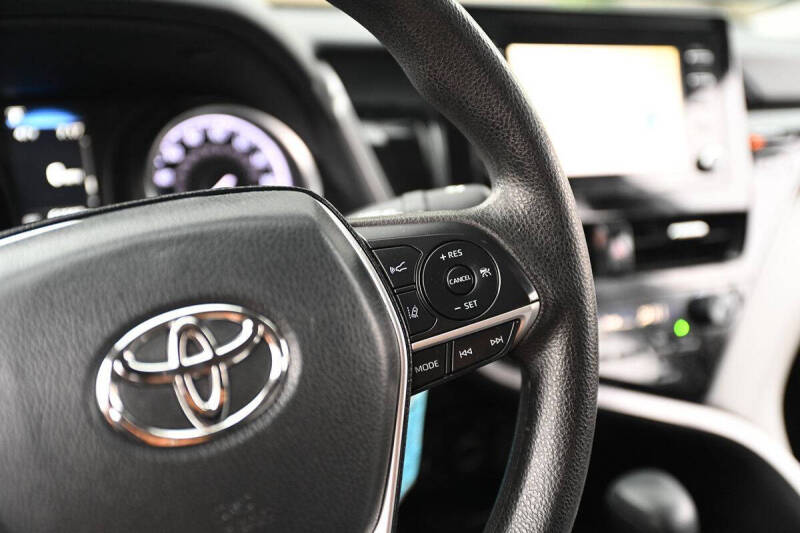 2024 Toyota Camry LE