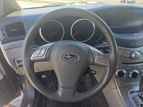 2008 Subaru Tribeca 5-Pass.