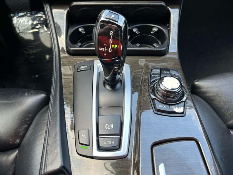 2013 BMW 5 Series 550i